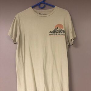 Bowery Supply Men's Cream and Tan T-shirt